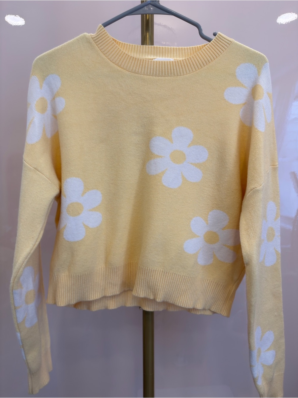 Yellow Daisy Crewneck Sweater - Soft Floral Knit